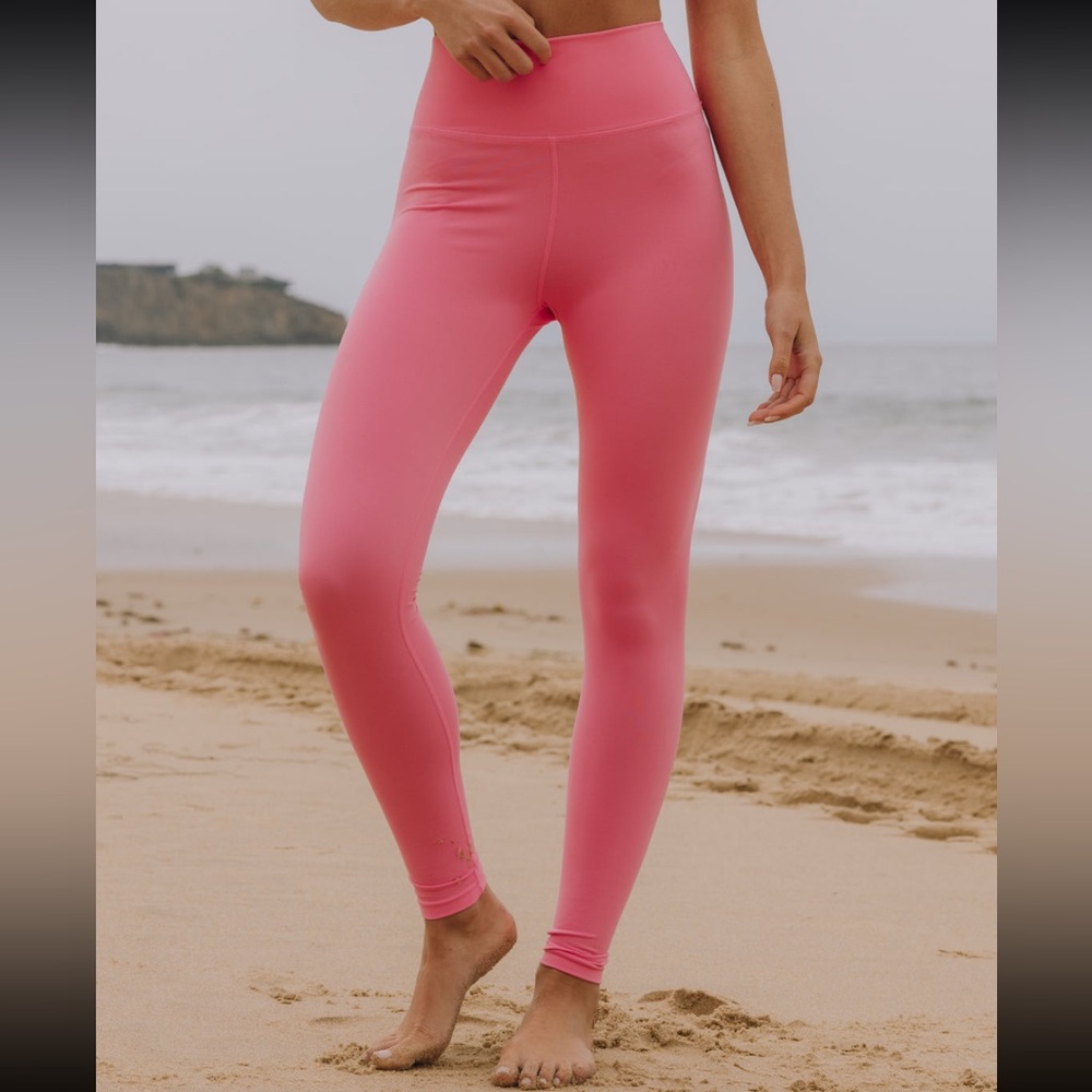 Daily Drills Leggings (Cheeks)